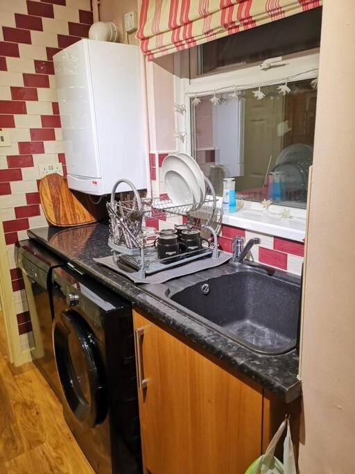 סנדרלנד Sommerset Cottages - 2 Bedroom House מראה חיצוני תמונה
